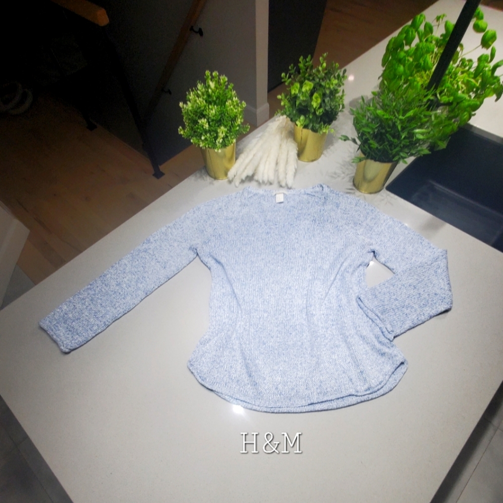 H&M Beautiful Light Blue Sweater